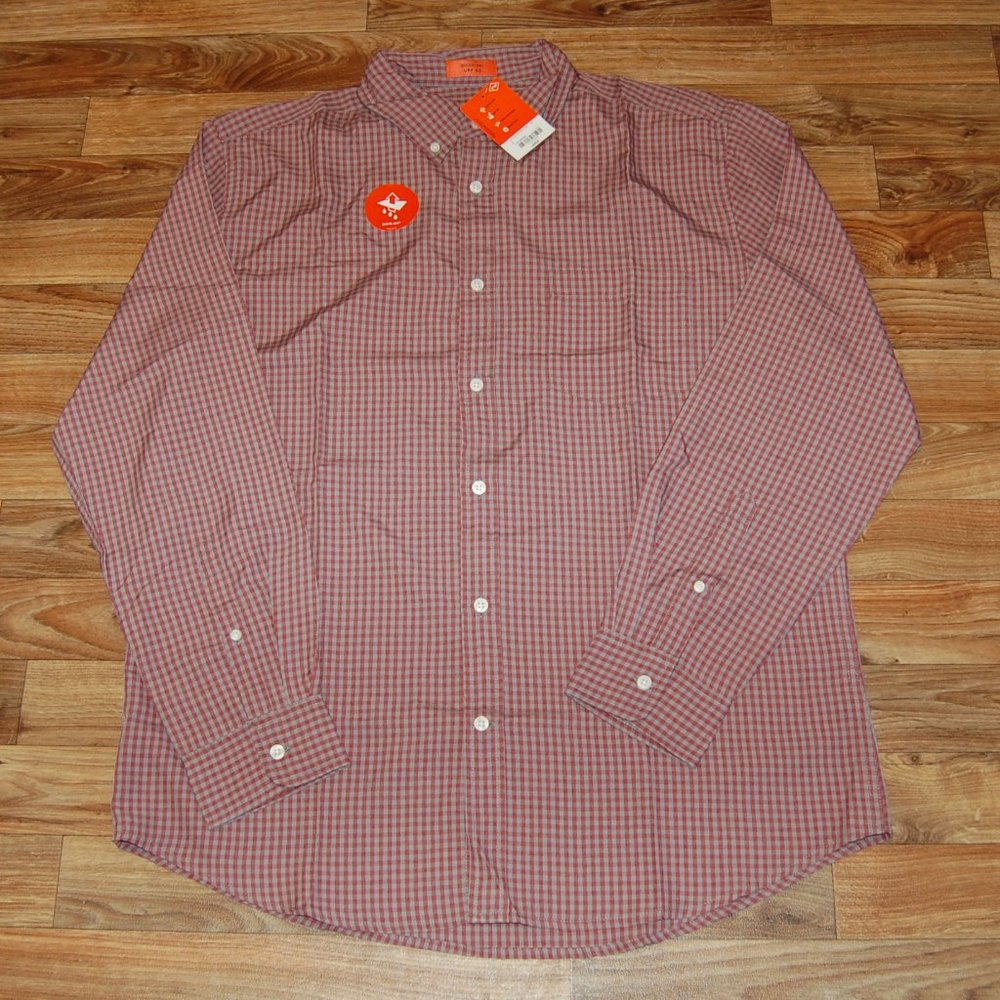 St. John's Bay Men's Performance Long Sleeve Shirt